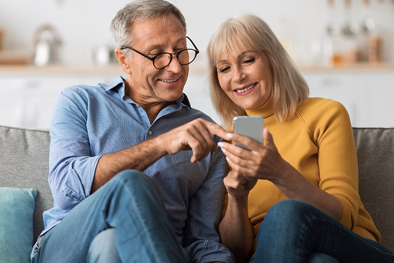 A couple thinking of switching and renewing their Mortgage
